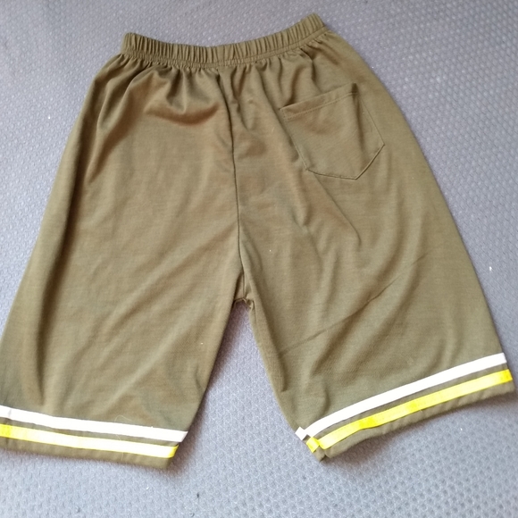 Boy's shorts - Picture 5 of 7